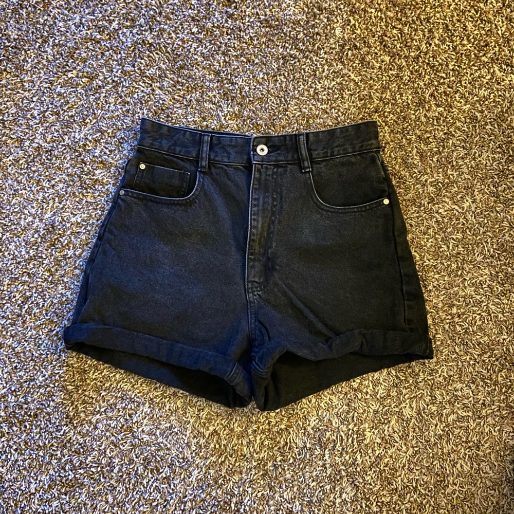 Zara high waisted jean shorts, sz 6 NWOT
